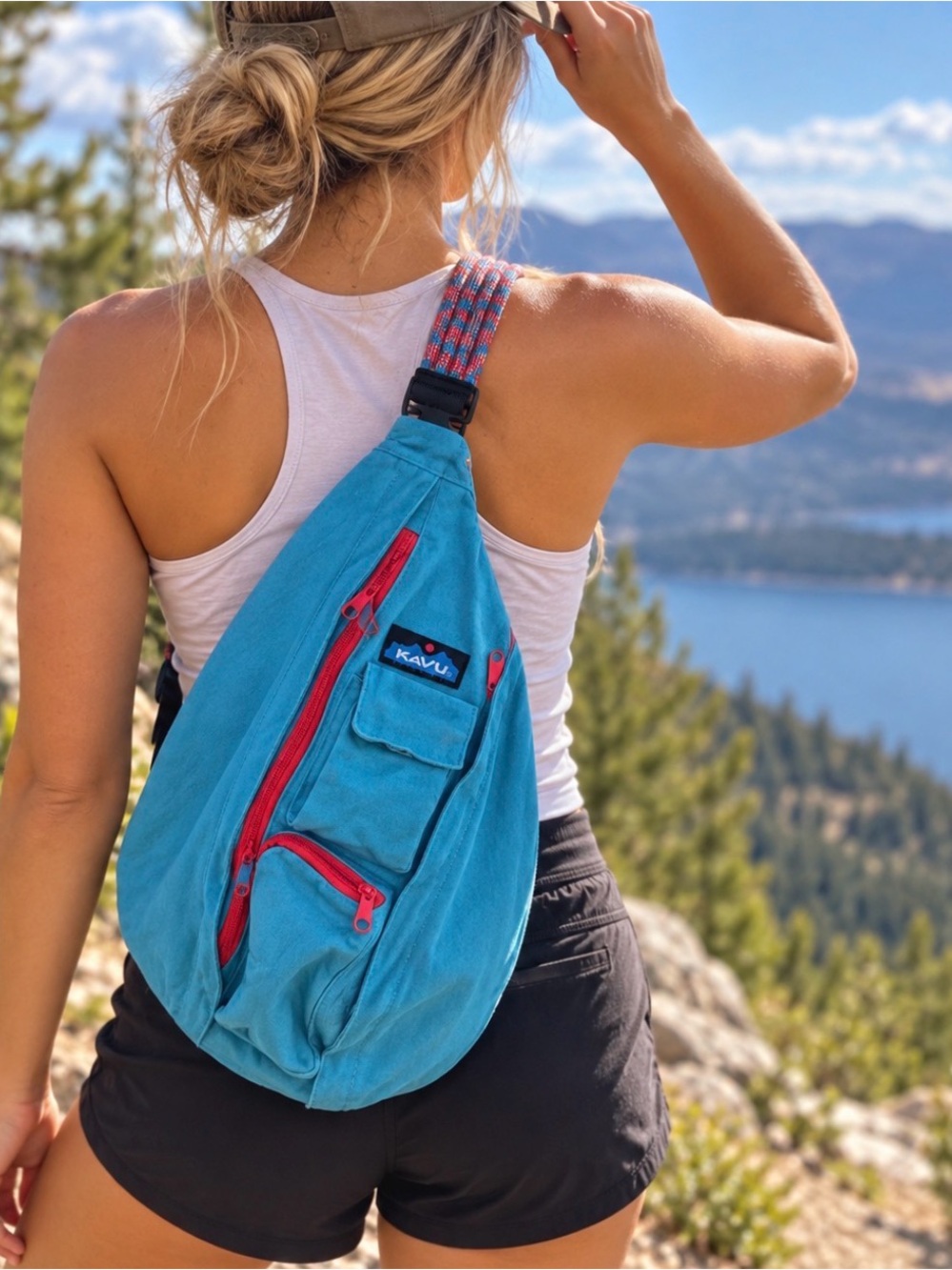 KAVU Blue Rope Sling Crossbody Backpack Bag Red Zippers